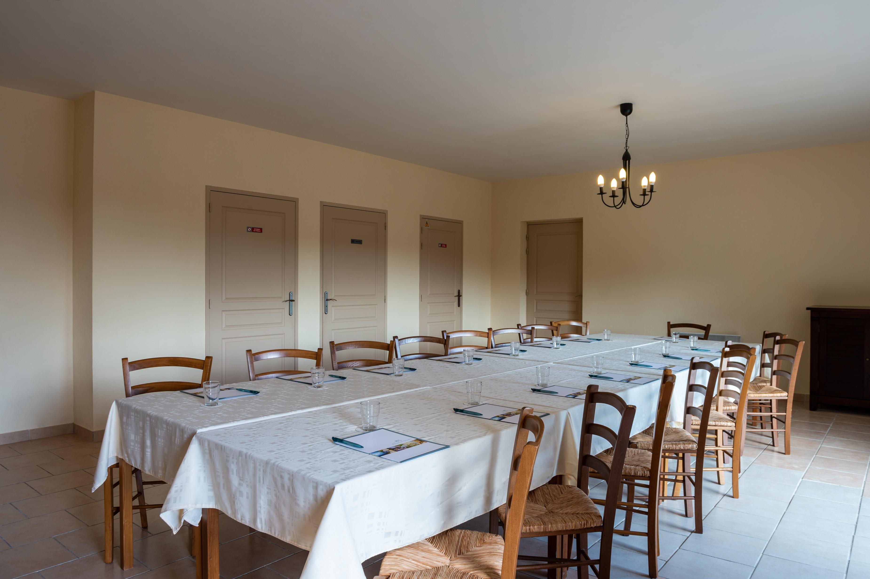 Domaine De La Courbe Hotel Le Lude Bagian luar foto