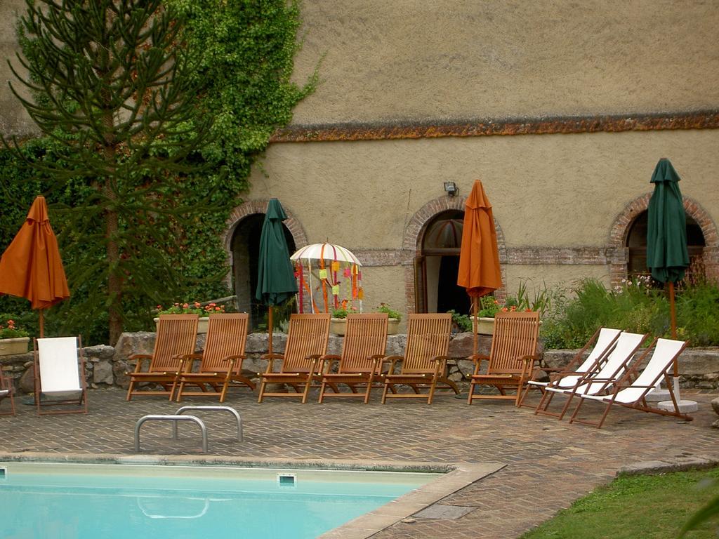 Domaine De La Courbe Hotel Le Lude Bagian luar foto