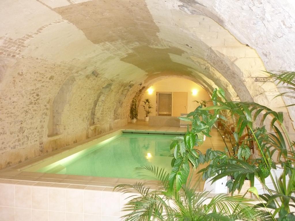Domaine De La Courbe Hotel Le Lude Bagian luar foto