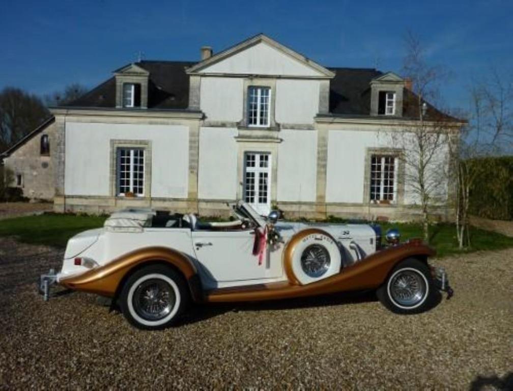 Domaine De La Courbe Hotel Le Lude Bagian luar foto